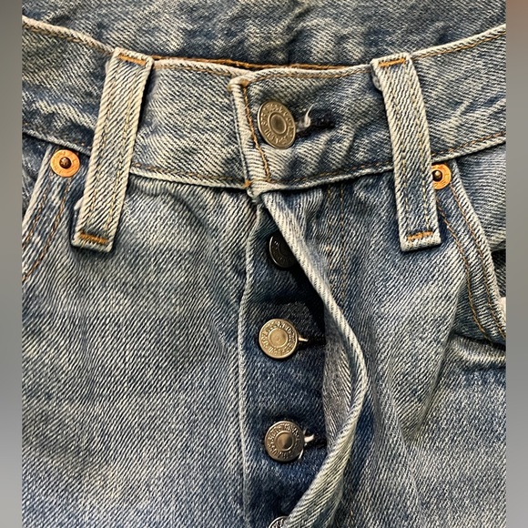 Levi’s 501 S Skinny Distressed Button Fly Jeans - size W28 L28 - Picture 2 of 7